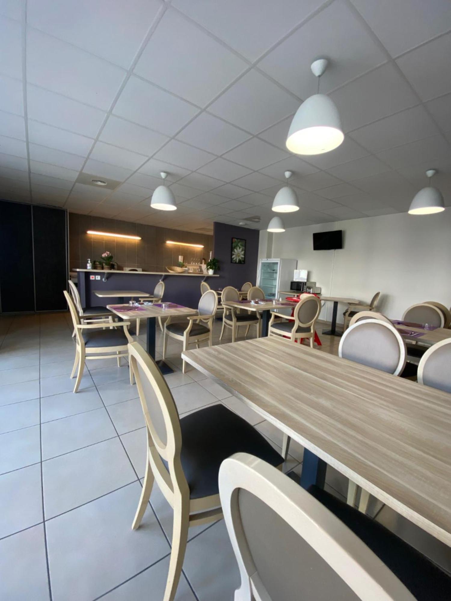 Douce France Hotel Cuxac-dʼAude Eksteriør billede