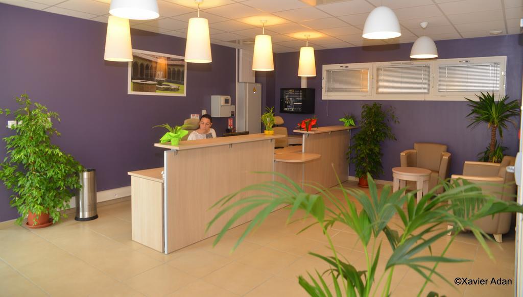 Douce France Hotel Cuxac-dʼAude Eksteriør billede